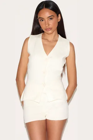 PRETTYLITTLETHING Petite Knitted Longline Waistcoat
