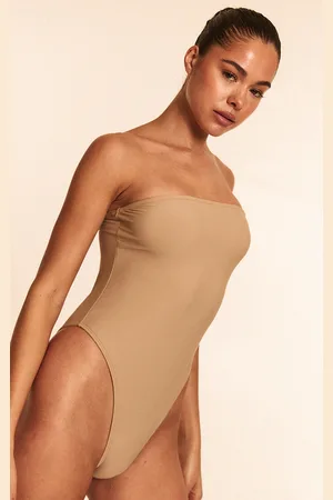 PRETTYLITTLETHING Strapless Swimsuit