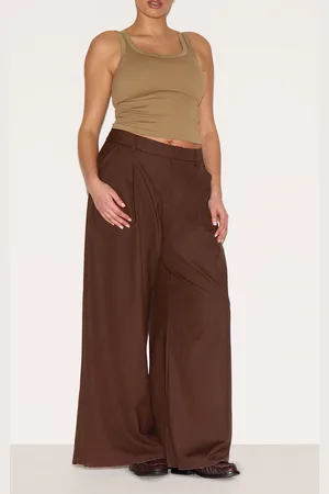 PRETTYLITTLETHING Plus Woven Double Pleat Wide Leg Pant