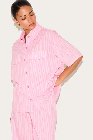 PRETTYLITTLETHING Petite Pinstripe Oversized Short Sleeve Shirt