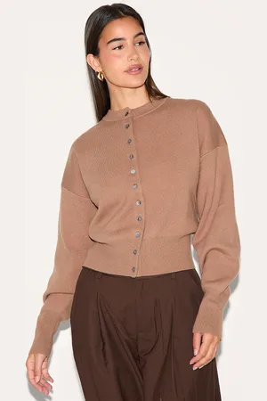 PRETTYLITTLETHING Compact Knit Button Through Cardigan