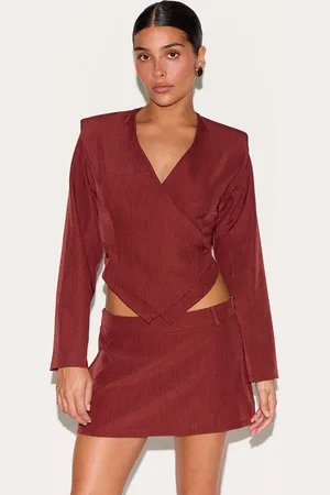 PRETTYLITTLETHING Petite Woven Long Sleeve Asymmetric Button Top
