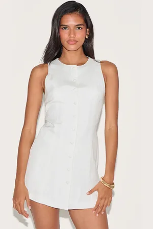 PRETTYLITTLETHING Linen A Line Cinched Back Skort Playsuit