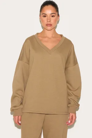 PRETTYLITTLETHING Oversized V Neck Sweatshirt
