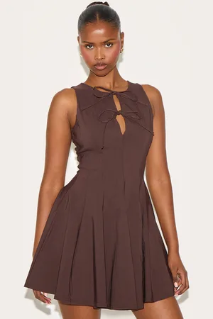 PRETTYLITTLETHING Tie Bow Detail Shift Dress