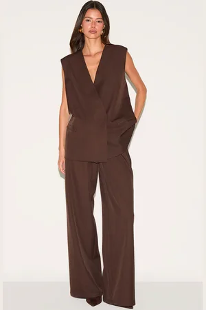 PRETTYLITTLETHING Woven Pleated Mid Rise Wide Leg Pant