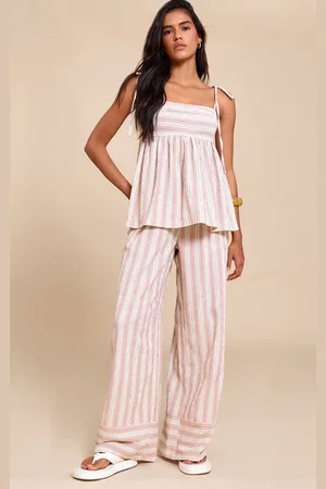 PRETTYLITTLETHING Woven Textured Striped Straight Leg Pants