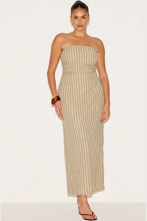 PRETTYLITTLETHING Plus Striped Bandeau Ruched Shift Dress