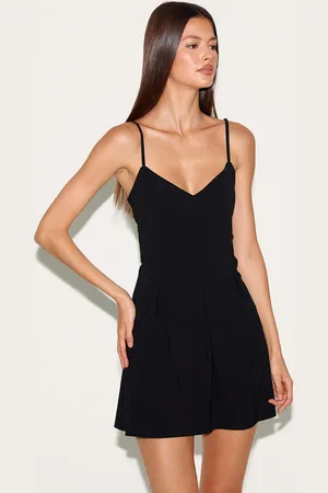 PRETTYLITTLETHING Stretch Woven Strappy Pleated Shift Dress
