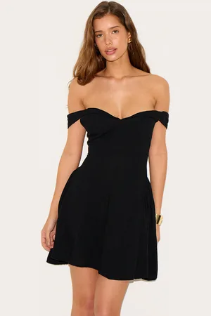 PRETTYLITTLETHING Bardot Shift Dress