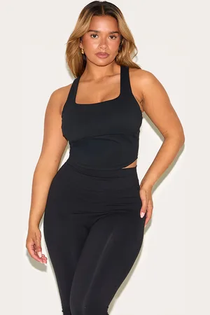PRETTYLITTLETHING Shape Active Cupped Seam Detail Sports Bra