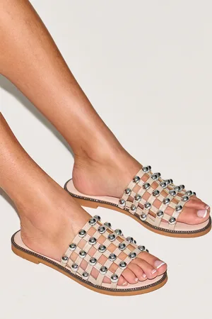 PRETTYLITTLETHING Alisa Large Studded Sliders