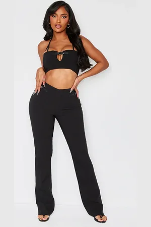 PRETTYLITTLETHING Shape Stretch Buckle Straight Leg Pants