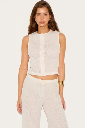 PRETTYLITTLETHING Textured Button Up Waistcoat