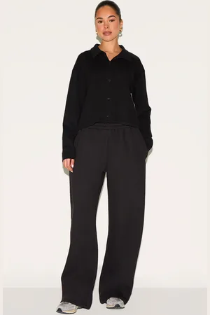 PRETTYLITTLETHING Wide Leg Track Pant
