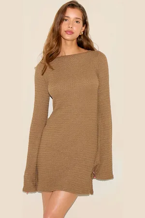 PRETTYLITTLETHING Textured Boat Neck Long Sleeve Shift Dress