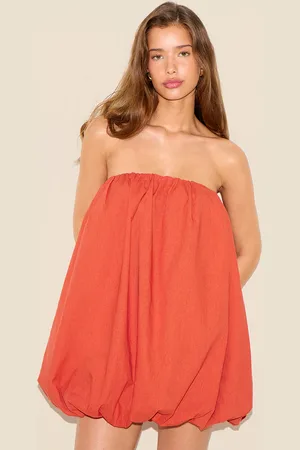 PRETTYLITTLETHING Puffball Dress