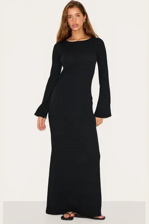 PRETTYLITTLETHING Textured Long Sleeve Bodycon Maxi Dress