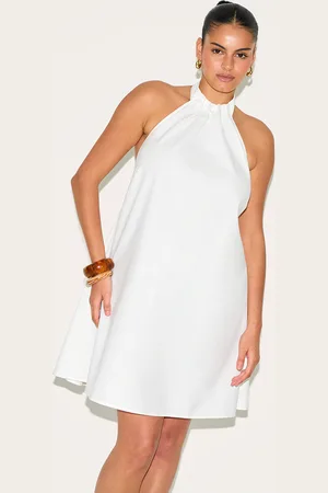 PRETTYLITTLETHING Plus Linen-Blend Ruched Halterneck Shift Dress