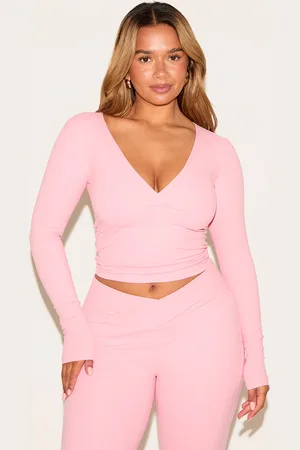 PRETTYLITTLETHING Shape Sculpt Active Wrap V Neck Long Sleeve Top