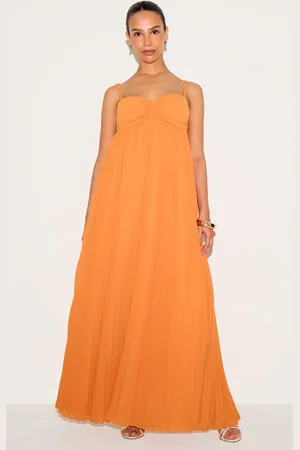 PRETTYLITTLETHING Petite Plisse Maxi Dress