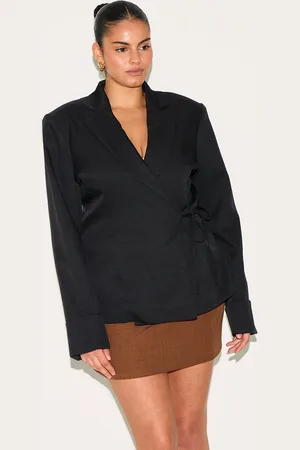 PRETTYLITTLETHING Plus Super Boxy Tie Side Blazer