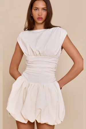 PRETTYLITTLETHING Boat Neck Ruched Detail Puffball Dress