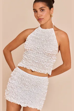 PRETTYLITTLETHING Petite Open Back Textured Shirred Top