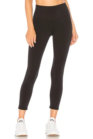 alo Waist Airbrush Capri in . Size S, XS.
