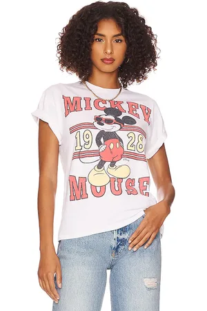 Junk Food Mickey Mouse 1998 Tee in . Size M, S, XL, XS, XXL.