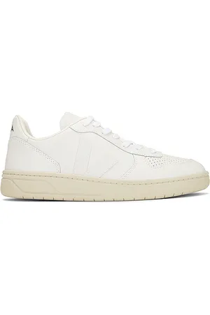 Veja V-10 Sneaker in . Size 43.