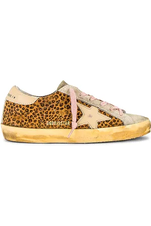 Golden Goose Superstar Sneaker in . Size 37, 38, 39, 40.