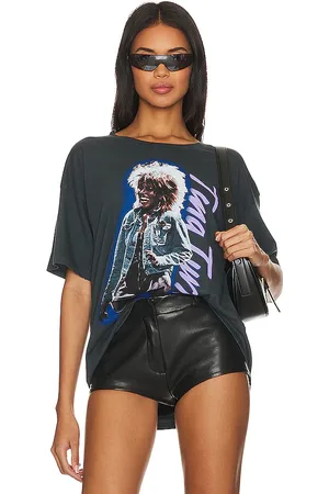 DAYDREAMER Tina Turner 1984 Merch Tee in . Size M, S, XL, XS.