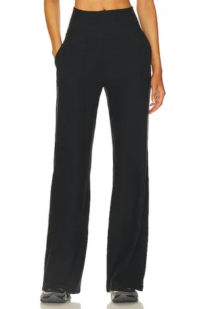 Beyond Yoga Easy Cropped Wide Leg Pant in . Size M, S, XL, XS.
