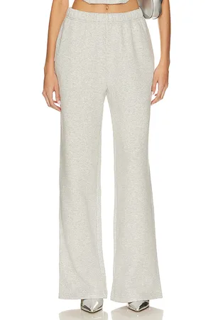 GOOD AMERICAN Brushed Fleece Wide Leg Pant in . Size 3X, 4X, 5X, L, M, S, XL, XS.