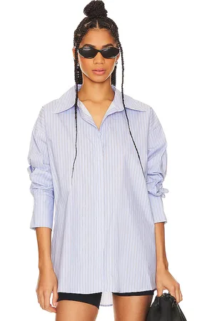 Lioness Boyfriend Shirt in . Size M, XS.