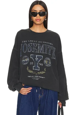 The Laundry Room Team Yosemite Jumper in . Size L, XS.