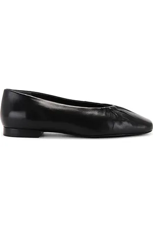 Seychelles The Little Things in . Size 7.5.