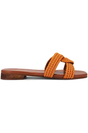KAANAS Olas Sandal in . Size 5, 6.