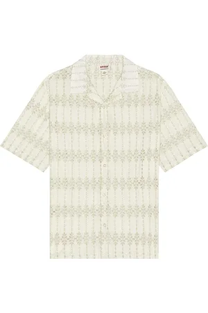 Guess Camp Shirt in . Size M.