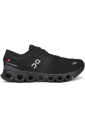 On Running Cloud X 4 Sneaker in . Size 5.5.