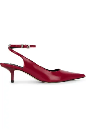 Steve Madden Rizzie Heel in . Size 8, 9.