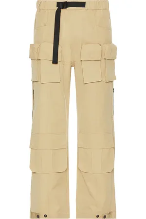 The Hundreds Wide Cargo Pants in . Size XL/1X.