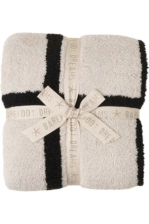 Barefoot Dreams CozyChic Grid Plaid Throw in Black,White.