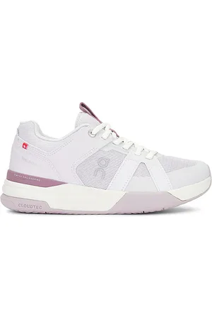On Running The Roger Clubhouse Pro Sneaker in . Size 5.5.
