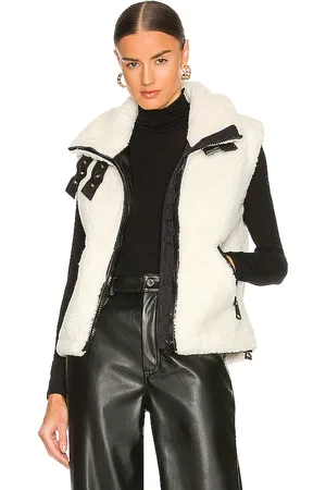 SAM. Sherpa Vest in . Size M, S, XS.