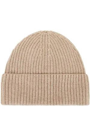 Ivy & Oak Amber Beanie in .