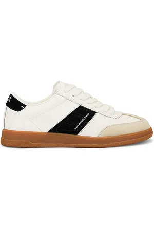 East Pacific Trade Santos Sneaker in . Size 43, 44.