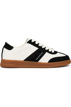East Pacific Trade Santos Sneakers in . Size 45.