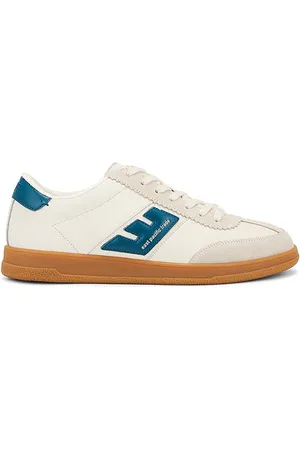 East Pacific Trade Santos Sneaker in . Size 43, 44, 45.